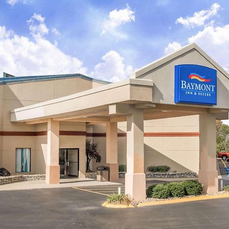 Baymont By Wyndham Greensburg Zewnętrze zdjęcie